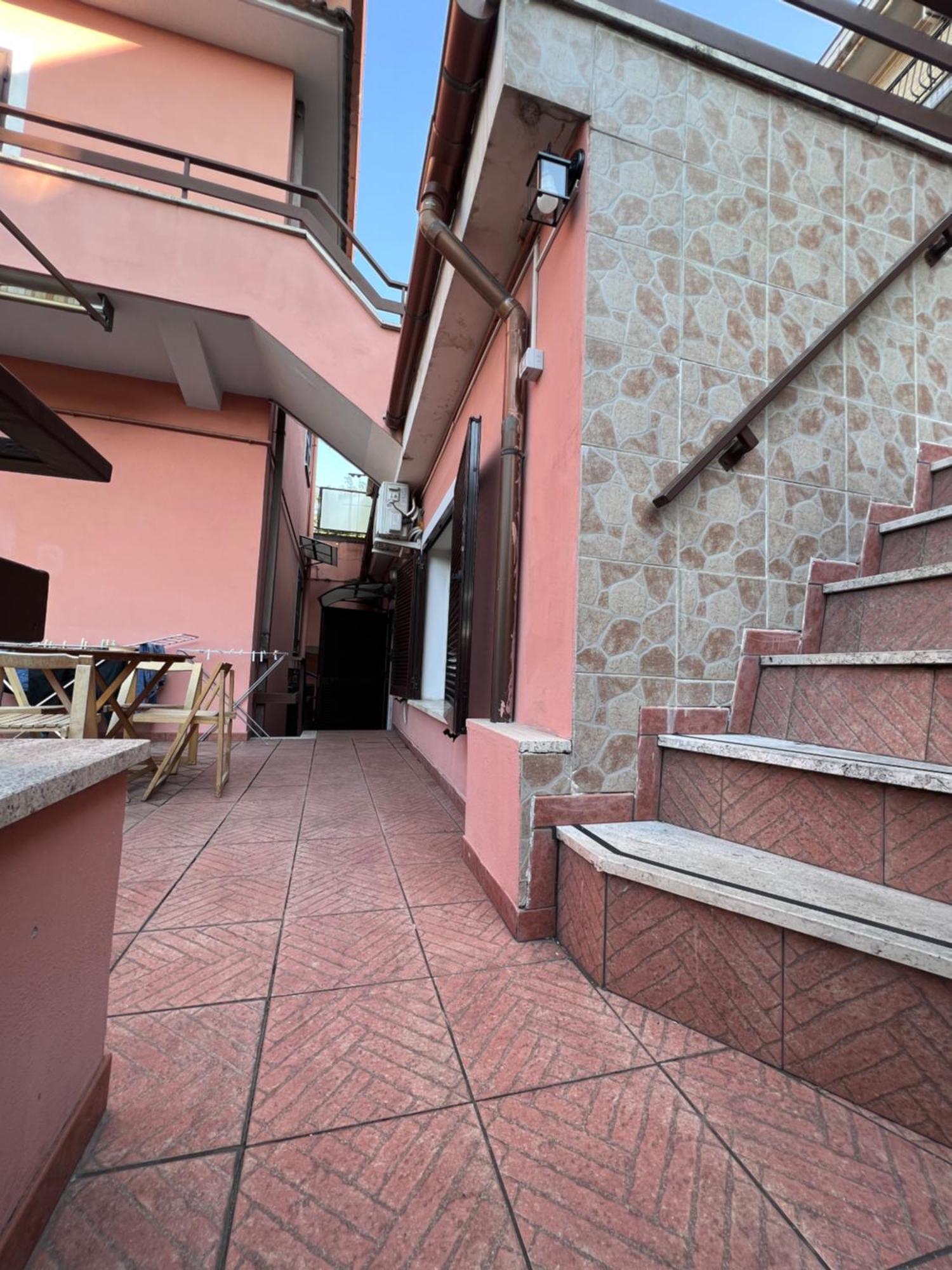 Comodo Loft Vicino La Metro Battistini Con Garage Rom Exterior foto